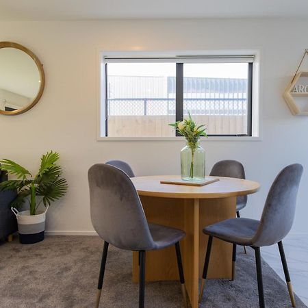 Luxury 2 Bedroom Townhouse By Hagley Park In Cbd 基督城 外观 照片