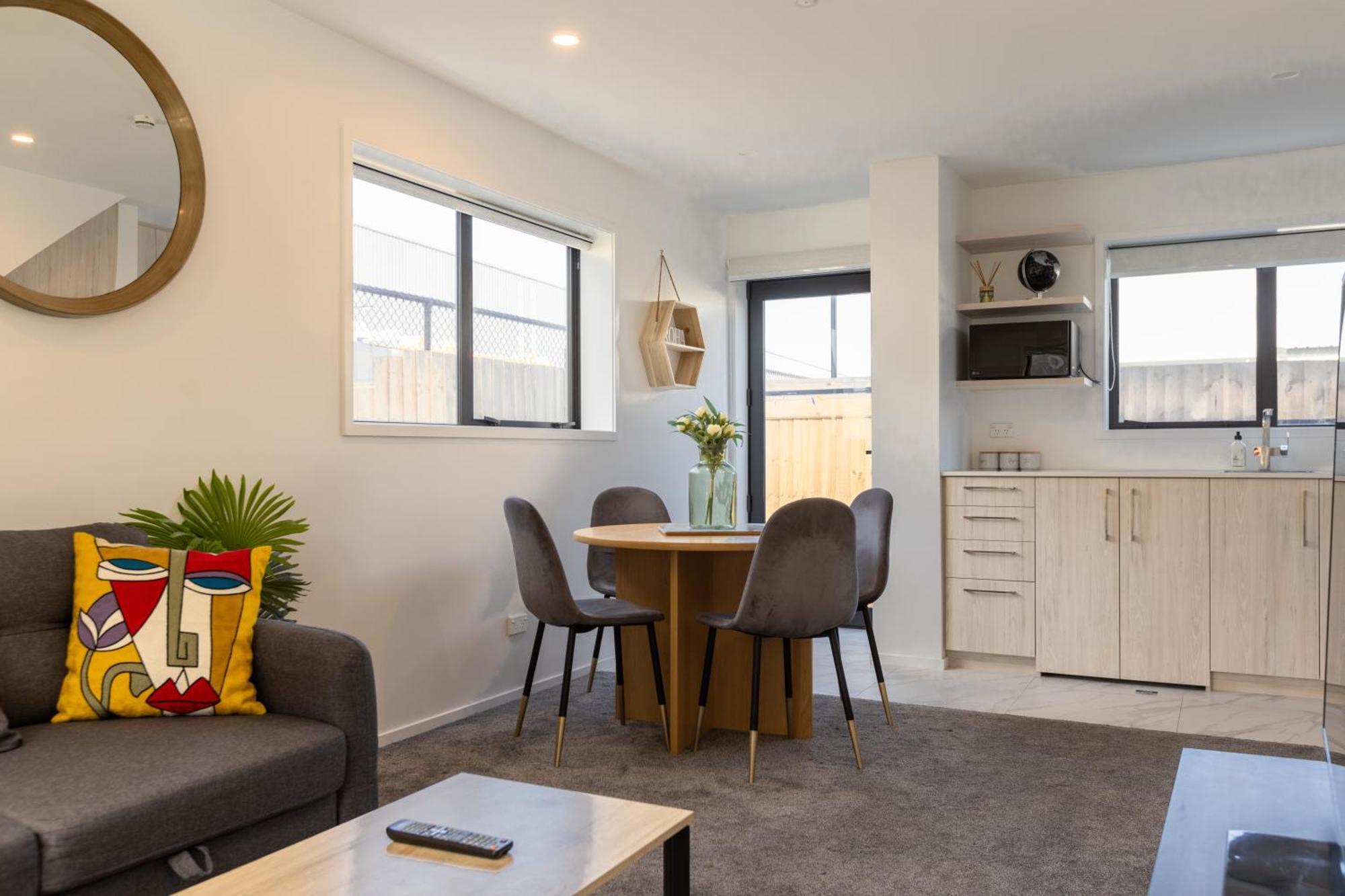 Luxury 2 Bedroom Townhouse By Hagley Park In Cbd 基督城 外观 照片